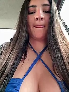 Snapshot of AhriCutte chatting on 02-15-25, 06:23 AhriCutte online show from 02-15-25, 06:23