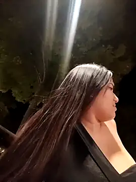 girl milk1 online show from 12-20-25, 12:46