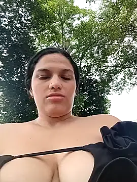 girl milk1 online show from 10-26-25, 09:59