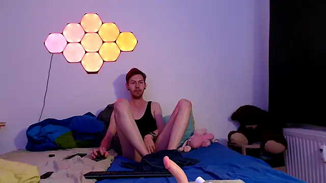 jonny-bisexual online show from 12-16-25, 07:07