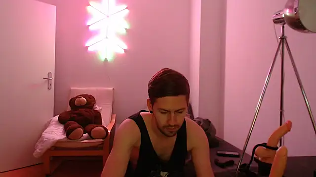 jonny-bisexual online show from 12-12-24, 10:31