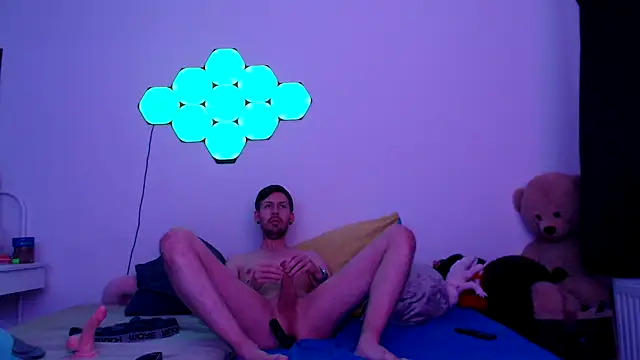 jonny-bisexual online show from 10-19-25, 06:21