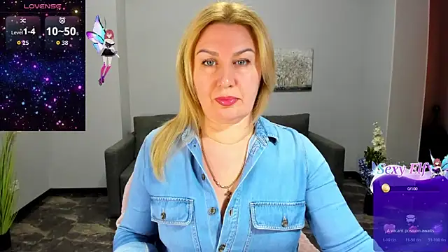 Lili Crossi online show from 03-13-26, 06:51