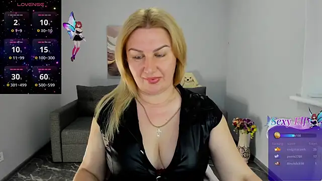 Snapshot of Lili_Crossi chatting on 06-05-26, 06:52 Lili Crossi online show from 06-05-26, 06:52