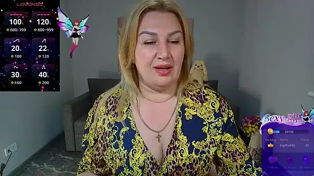 Snapshot of Lili_Crossi chatting on 05-15-26, 05:49 Lili Crossi online show from 05-15-26, 05:49
