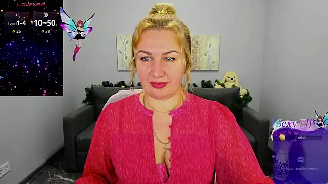 Lili Crossi online show from 12-18-25, 06:51