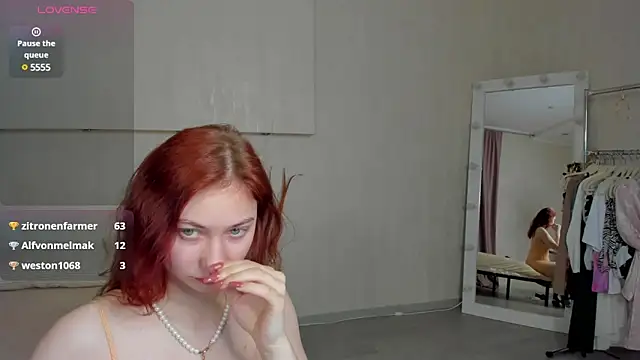 Snapshot of Miss_you_kiss chatting on 01-31-25, 04:47 Miss you kiss online show from 01-31-25, 04:47