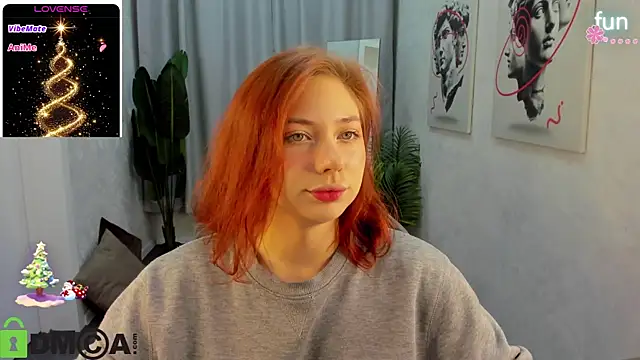 Snapshot of Miss_you_kiss chatting on 12-23-25, 01:05 Miss you kiss online show from 12-23-25, 01:05