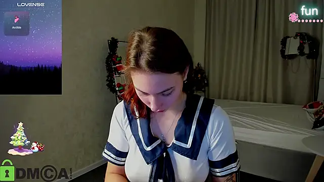 Snapshot of Miss_you_kiss chatting on 01-06-26, 12:36 Miss you kiss online show from 01-06-26, 12:36