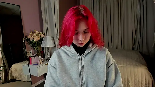 Miss you kiss online show from 04-15-26, 01:22