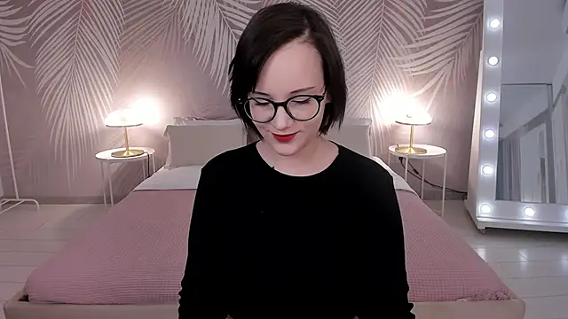 Snapshot of StellaGloww chatting on 03-21-25, 05:11 StellaGloww online show from 03-21-25, 05:11