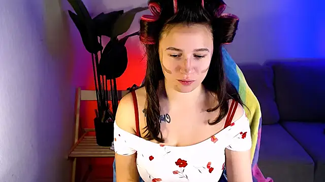 Snapshot of M_Sensual chatting on 12-18-25, 05:39 M Sensual online show from 12-18-25, 05:39