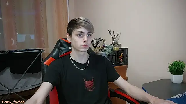 Danny-fox888 online show from 02-27-25, 06:20