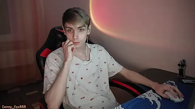 Danny-fox888 online show from 01-27-25, 05:26