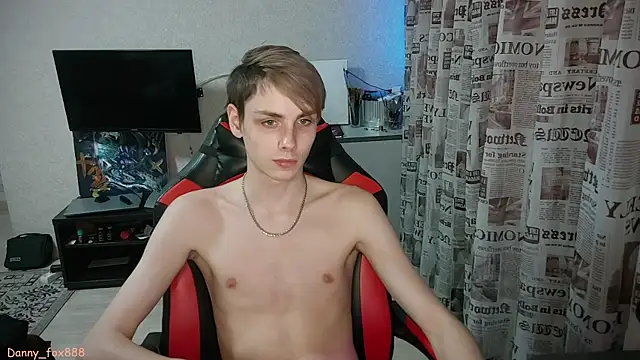 Danny-fox888 online show from 01-06-25, 05:59