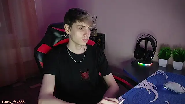 Danny-fox888 online show from 02-18-25, 03:10