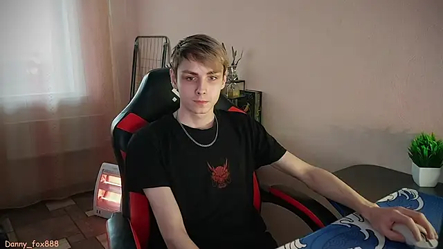 Danny-fox888 online show from 02-05-25, 10:51