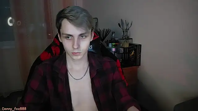 Danny-fox888 online show from 02-06-25, 04:58