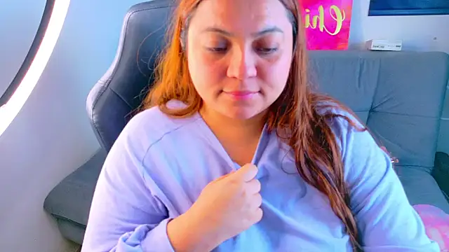 Snapshot of Rebeca_charme21 chatting on 05-10-26, 02:52 Rebeca charme21 online show from 05-10-26, 02:52
