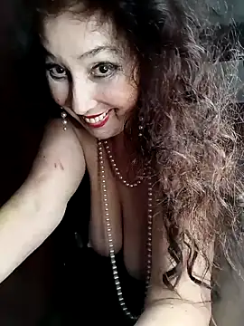 Snapshot of GypsyEsmeralda chatting on 03-15-25, 09:52 GypsyEsmeralda online show from 03-15-25, 09:52