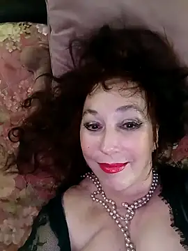 Snapshot of GypsyEsmeralda chatting on 03-20-25, 04:51 GypsyEsmeralda online show from 03-20-25, 04:51