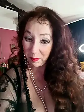 Snapshot of GypsyEsmeralda chatting on 03-18-25, 04:51 GypsyEsmeralda online show from 03-18-25, 04:51