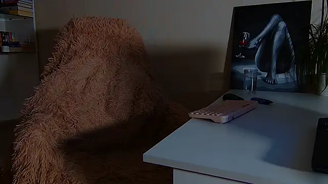 Jules Queen online show from 09-10-25, 05:39