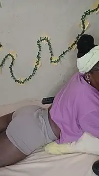 FreakySag 8888 online show from 11-08-25, 03:21