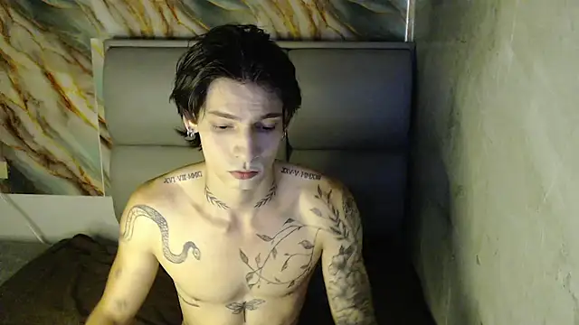 Apolo Hidalgo01 online show from 10-11-25, 09:38