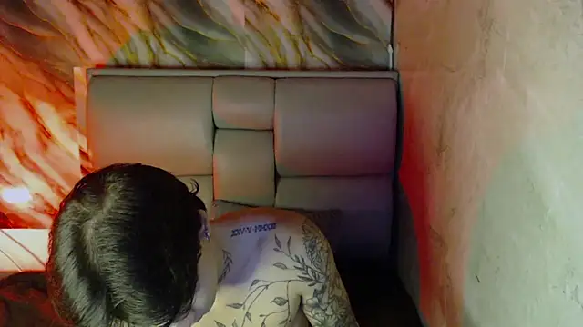 Apolo Hidalgo01 online show from 09-30-25, 06:47