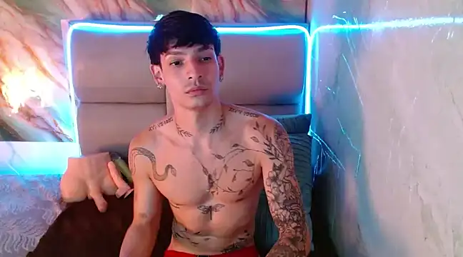 Apolo Hidalgo01 online show from 03-14-25, 04:51