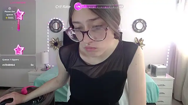 Snapshot of zoe_sweet5 chatting on 01-26-25, 05:23 zoe sweet5 online show from 01-26-25, 05:23