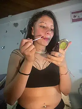 Snapshot of Andi9_ chatting on 12-18-24, 02:53 Andi9  online show from 12-18-24, 02:53