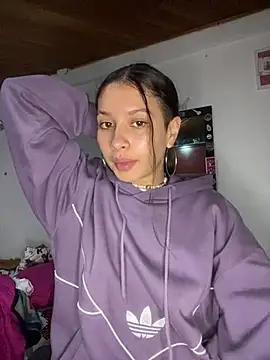 Snapshot of Andi9_ chatting on 03-20-25, 03:13 Andi9  online show from 03-20-25, 03:13