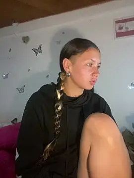 Snapshot of Andi9_ chatting on 01-30-25, 03:44 Andi9  online show from 01-30-25, 03:44