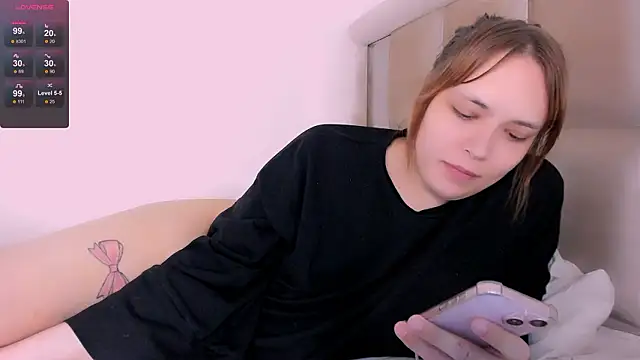 Snapshot of fem_to chatting on 02-08-26, 06:38 fem to online show from 02-08-26, 06:38