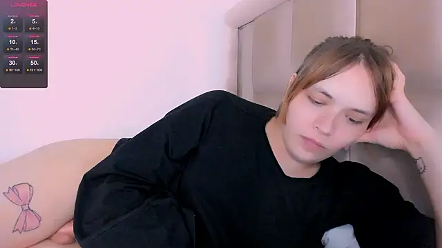 Snapshot of fem_to chatting on 02-27-26, 07:57 fem to online show from 02-27-26, 07:57