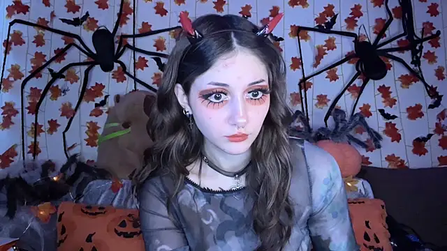  Devill Baby online show from 10-04-25, 04:58