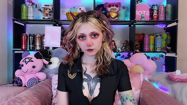 Snapshot of _Devill_Baby chatting on 05-29-26, 06:47 Devill Baby online show from 05-29-26, 06:47