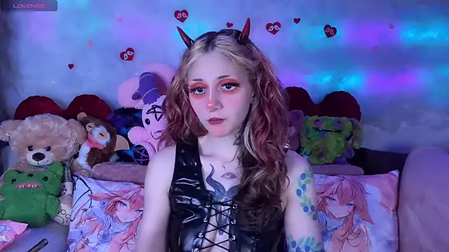 Snapshot of _Devill_Baby chatting on 05-05-26, 07:39 Devill Baby online show from 05-05-26, 07:39