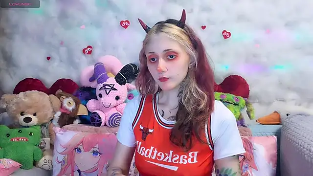 Snapshot of _Devill_Baby chatting on 04-30-26, 06:37 Devill Baby online show from 04-30-26, 06:37