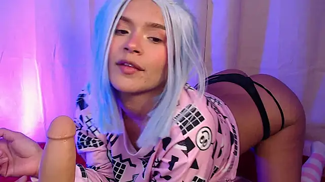 Annyjhonson online show from 12-12-24, 03:21