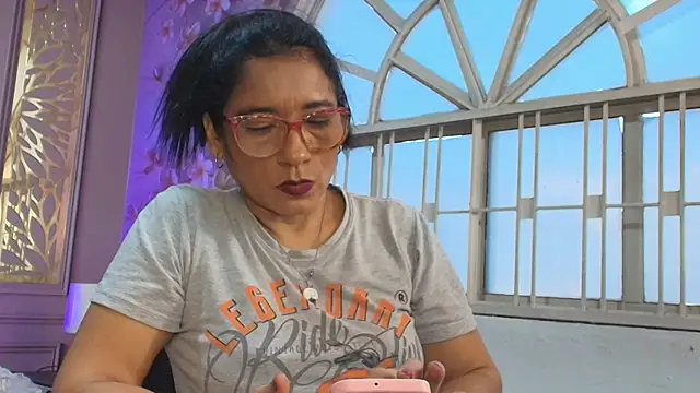 mature bigass   online show from 12-03-25, 11:42