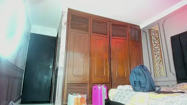 mature bigass   online show from 03-19-25, 08:54