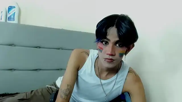 andrew uwu  online show from 06-25-26, 01:47
