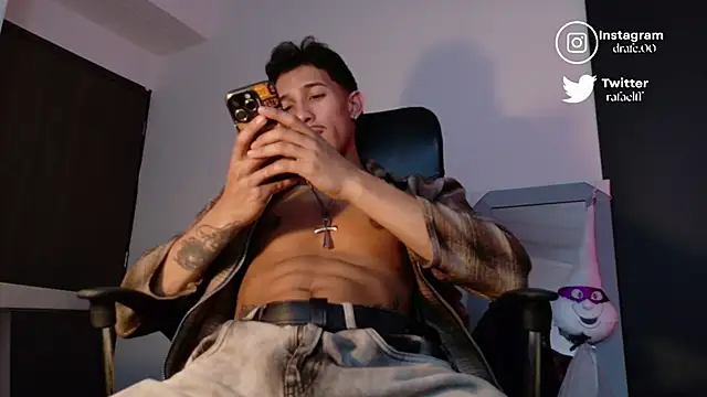 rafael stone online show from 10-28-25, 03:07