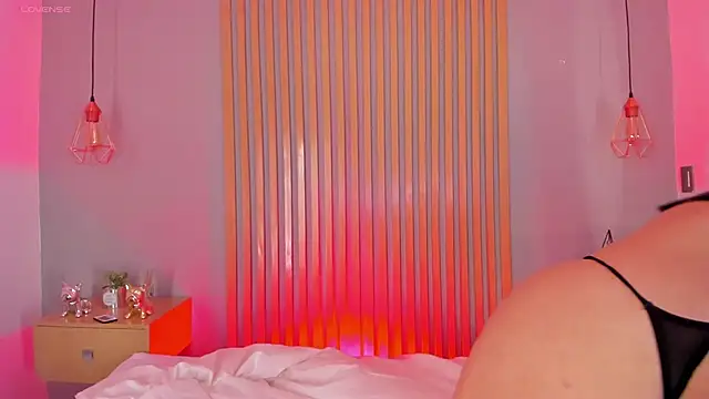 mary suarez online show from 03-06-25, 03:35