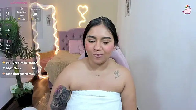 kendra tay online show from 03-03-25, 06:42