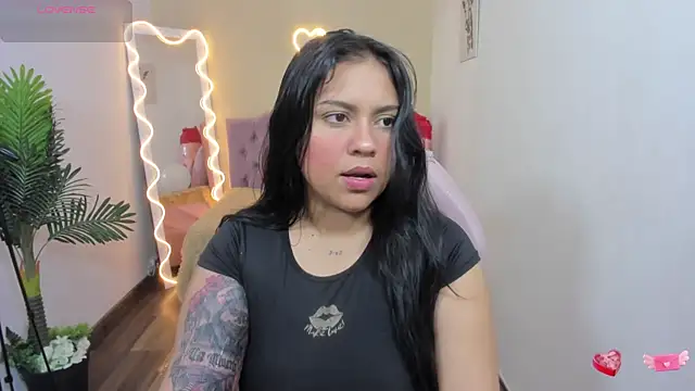 kendra tay online show from 02-27-25, 03:40