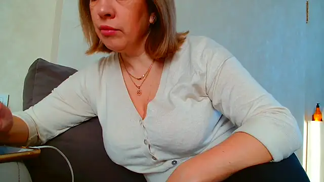 Brionia online show from 01-13-26, 08:07